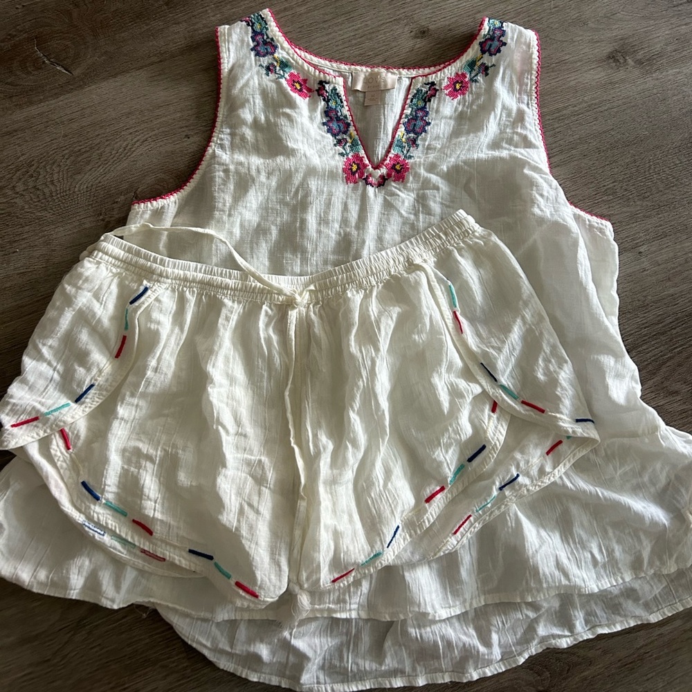 Love White Top with Pink Floral Embroidery SET